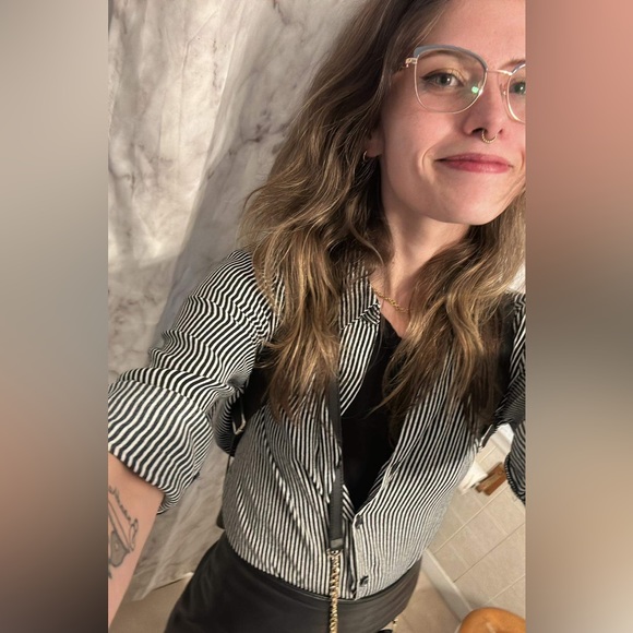 Meet your Posher, Bre. - Picture 3 of 3